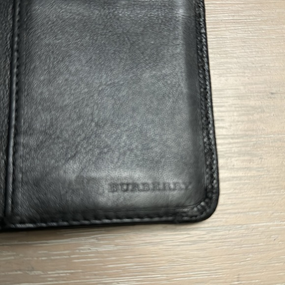 Burberry Leather Wallet - Picture 5 of 6